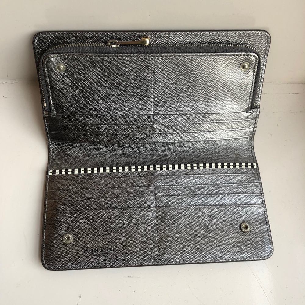 Henri Bendel large zipper organizer leather wallet